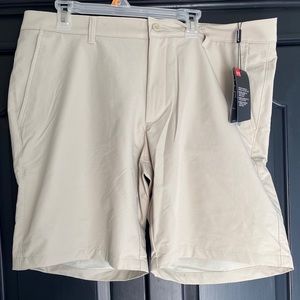 Under Armour golf shorts